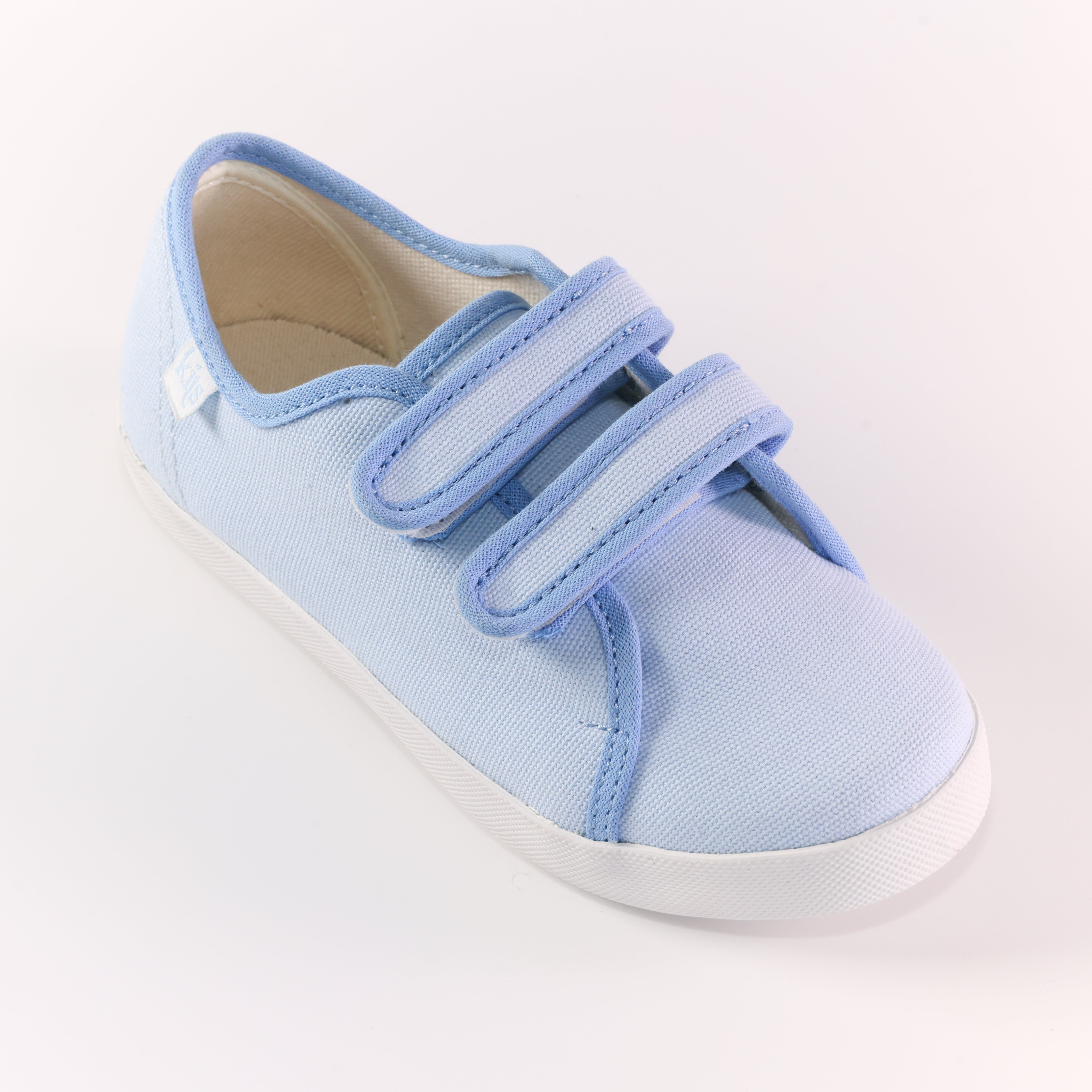 Washable canvas kids shoe in light blue – Kits Footwear